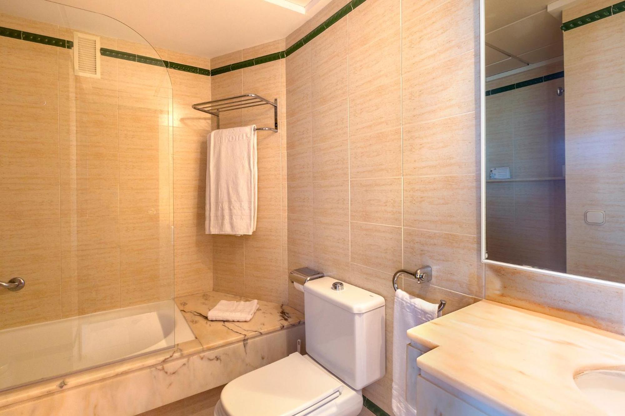 Hipotels Mercedes Aparthotel Cala Millor (Mallorca)